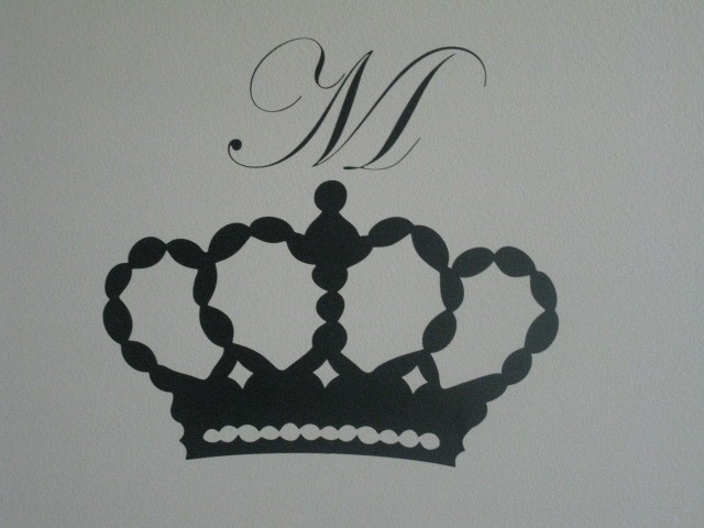 Vinyl Crown Decal